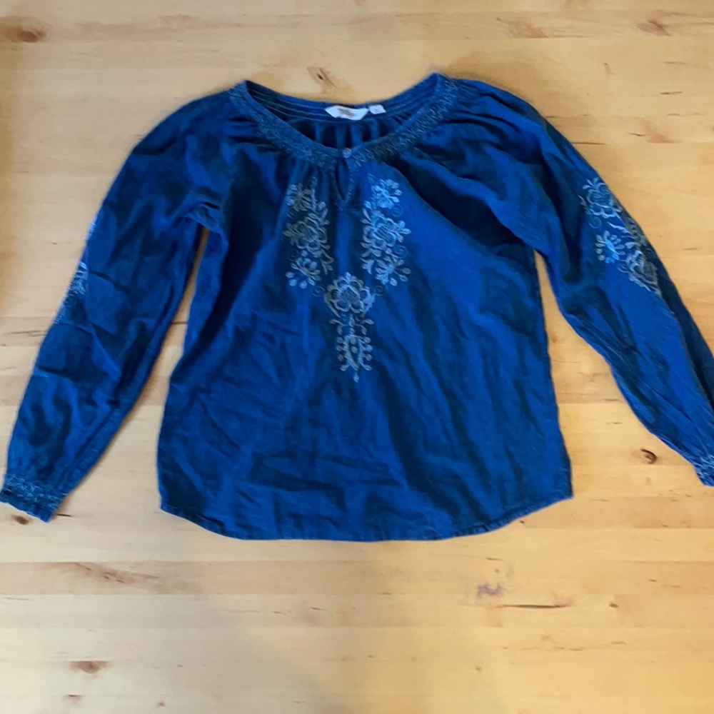 Indigo tunic with floral embroidery